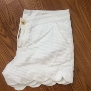 Lully buttercup shorts